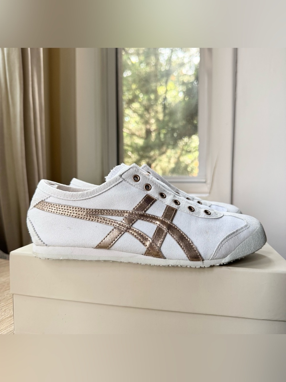 Onitsuka Tiger Mexico 66 Slip On Sneakers Womens Size 7 White Gold
